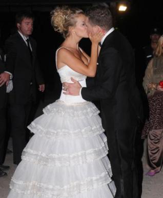 Boda y atraco para Michael Bouble y Luisana Lopilato