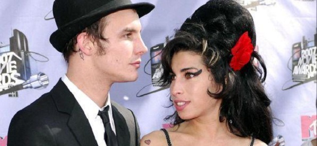8 aos despus de la muerte de Amy Winehouse, su ex esposo reclama parte del patrimonio de la estrella