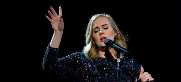 Adele y su millonario contrato con Sony