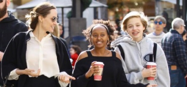 Angelina Jolie cuenta el motivo por el que operaron a dos de sus hijas