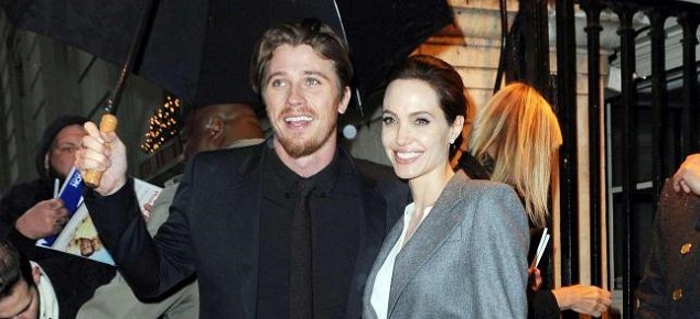 Angelina Jolie se olvida de Brad Pitt, su nuevo amor sera Garrett Hedlund