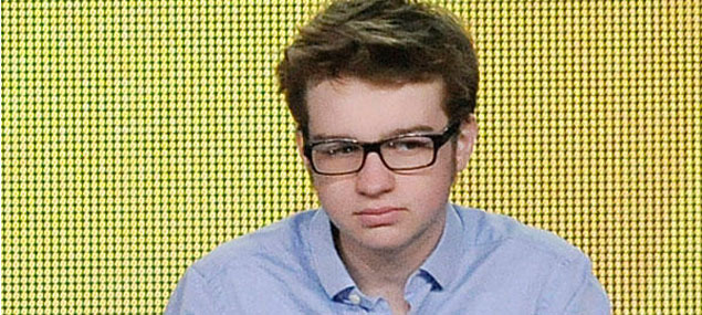 Angus T. Jones en contra de la serie que lo hizo famoso