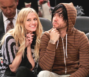 Ashlee Simpson podra estar embarazada.