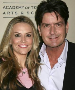 Charlie Sheen, arrestado en navidad