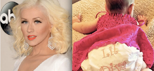 Christina Aguilera presenta a su hija