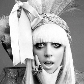 Denuncian a Lady Gaga por estafa.