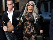 El polmico paseo de Lady Gaga por NY