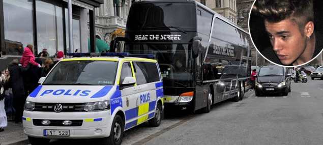 Encuentran drogas en un autobs de Justin Bieber