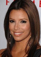 Eva Longoria choc con su auto.