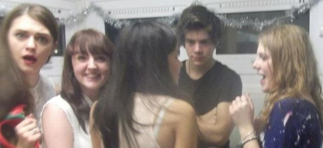 Harry Styles estuvo de fiesta sin su nueva novia