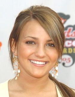 Jamie Lynn prepara su casamiento antes de dar a luz.