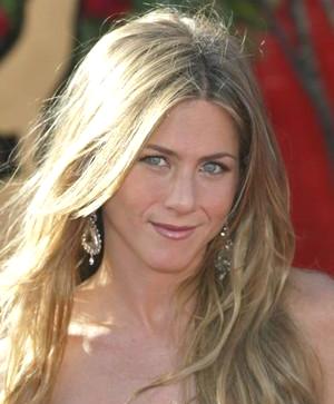 Jennifer Aniston Nuevo romance o solo rumores?