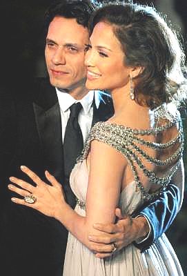 Jennifer Lopez sigue en la mira.