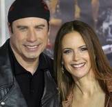 John travolta y su esposa se encuentran en la dulce espera.