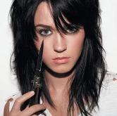 Katie Perry, Cantante o diseadora?