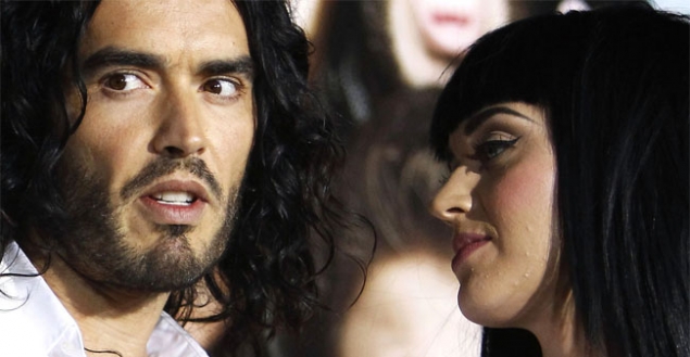 Katy Perry est oficialmente divorciada