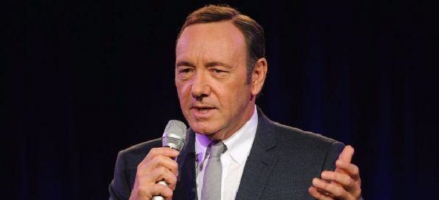 Kevin Spacey se disculpa por su acoso y revela: soy gay