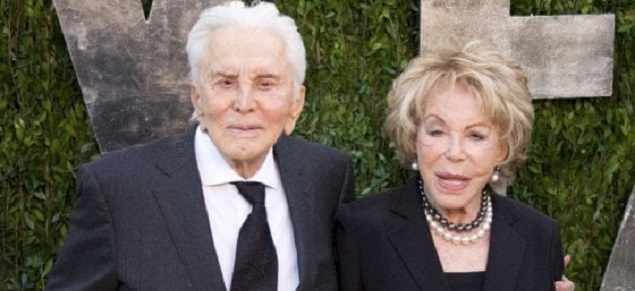 Kirk Douglas y Anne Buydens, la pareja ms longeva de Hollywood