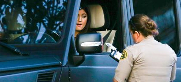 Kylie Jenner fue multada