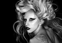 Lady Gaga har una gira por Latinoamerica.