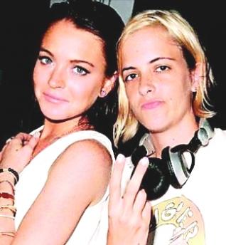 Lindsay Lohan Casada con una mujer?