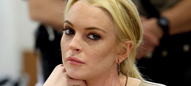 Lindsay Lohan ir a terapia