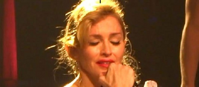 Madonna llor en un concierto
