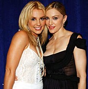 Madonna est disconforme con el material de Britney.