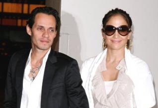 Jennifer Lopez confirma su embarazo.