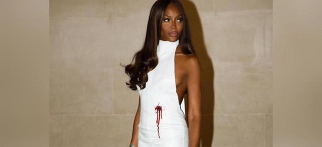 Naomi Campbell hace enojar a la audiencia