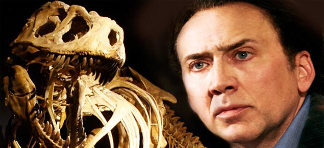 Nicolas Cage deber restituir el esqueleto de un tiranosaurio