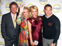 Paris present a su novio formalmente.