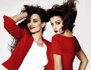 Penelope y Monica Cruz llevan a una famosa marca a la bancarrota.