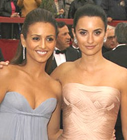 Las hermanas Cruz en el mundo de la moda.