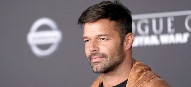 Ricky Martin presenta a su cuarto hijo