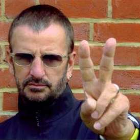 Ringo Starr se desentiende de sus fans.