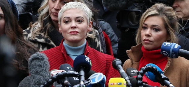 Rose McGowan contra Natalie Portman: Su falsa protesta por las mujeres me disgusta