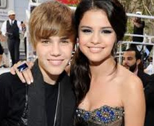 Selena Gomez y Justin Bieber cada da ms enamorados