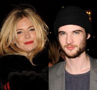 Sienna Miller se muestra con su nuevo novio.