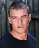 Alan Ritchson