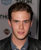 Iain De Caestecker