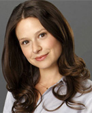 Katie Lowes